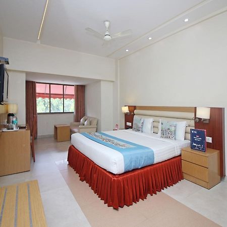 Hotel Mb International Palace Side Mysore Exterior photo