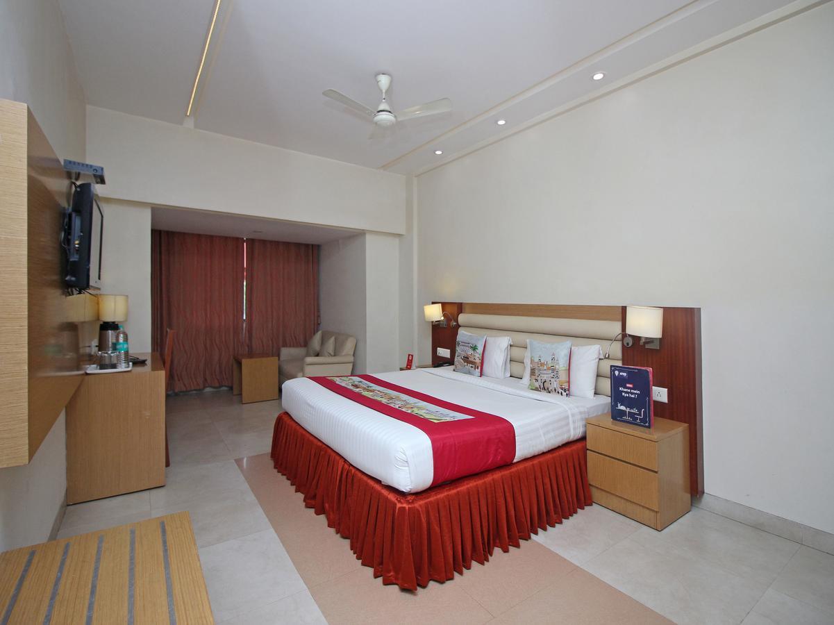 Hotel Mb International Palace Side Mysore Exterior photo