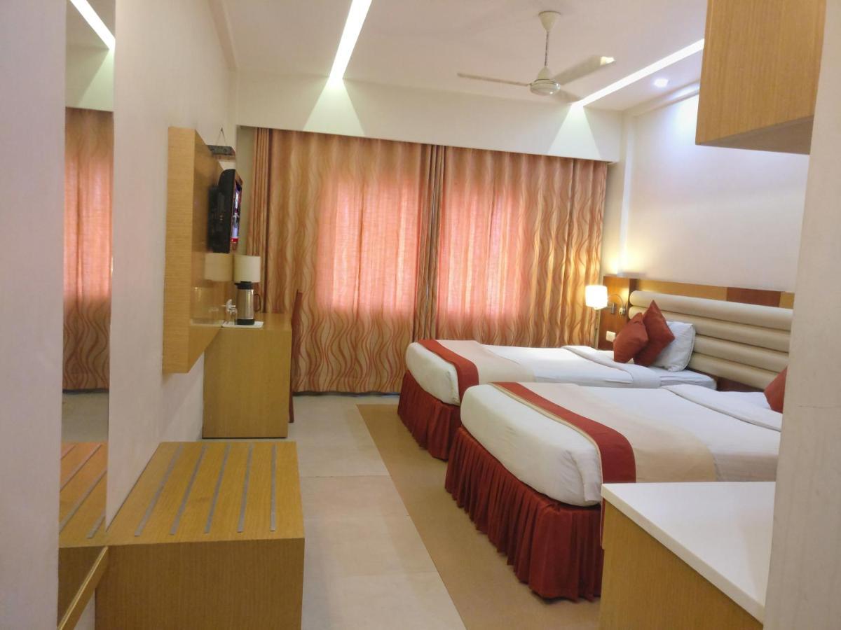 Hotel Mb International Palace Side Mysore Exterior photo
